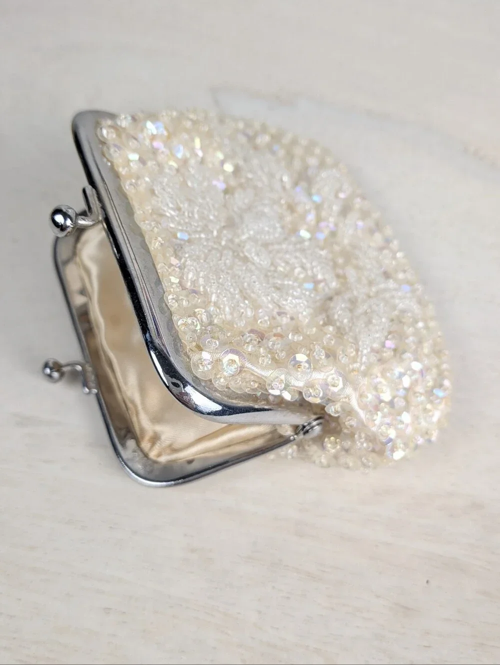 1960's Hand Beaded Coin Purse Glass Beads Sequins White Silver Closure Satin